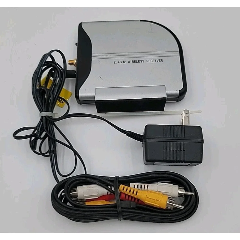 WISECOMM CLOVER 2.4 GHZ WIRELESS 4 CHANNEL RECEIVER FOR SECURITY CAMERA SYSTEM‎